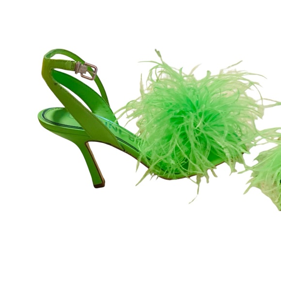 Giani Bernini Vibrant Green Feathered strappy sexy heels 8 - Picture 2 of 2
